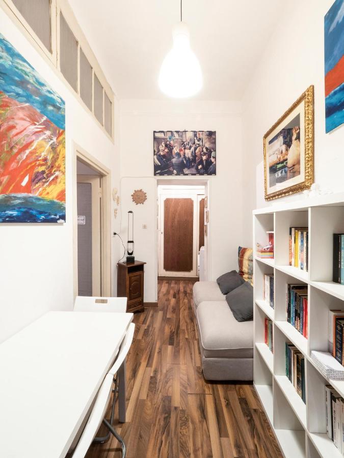 Central Apartment In Trastevere Рим Экстерьер фото